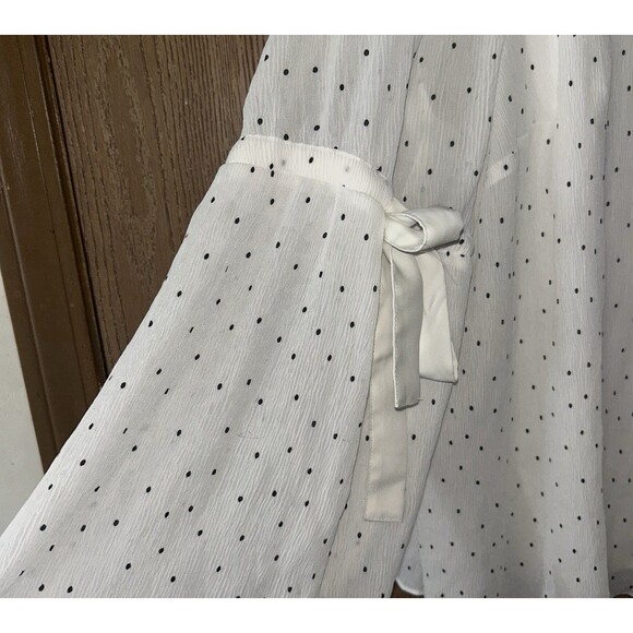 Plus Size 22/24 Long Bell Sleeve White Polka Dot Chiffon Top/blouse Lane Bryant - Picture 11 of 13